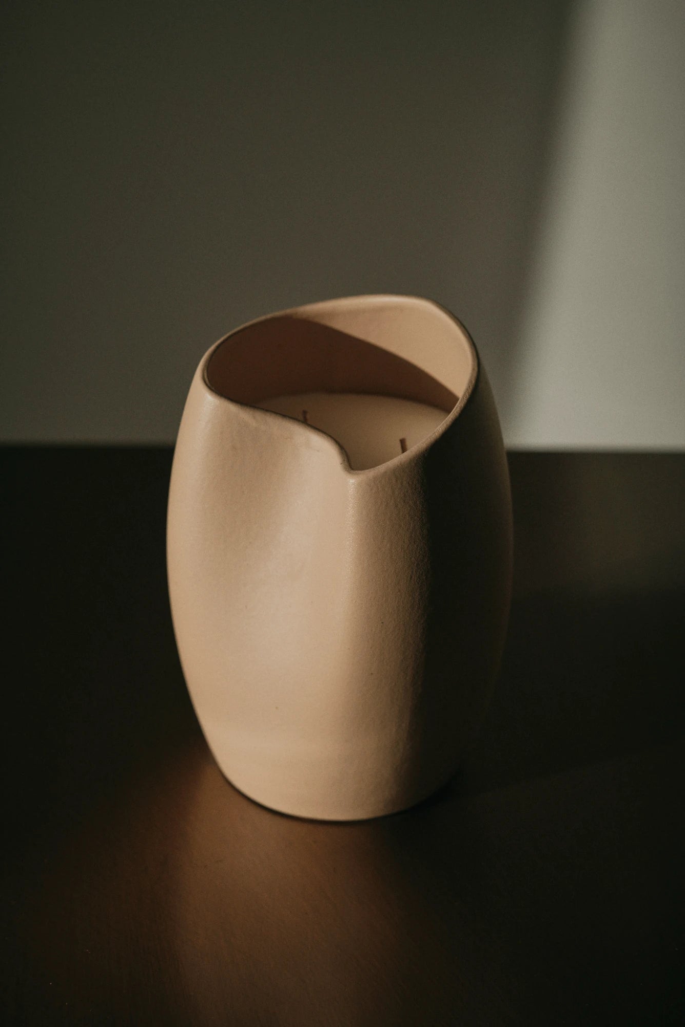 Χειροποίητο Κεραμικό Κερί με Φυσικό Κερί &amp; Minimal Design